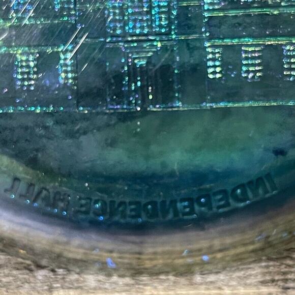 Vintage Indiana Glass Co Glass Plate Iridescent Carnival Independence Hall Blue - Picture 9 of 10